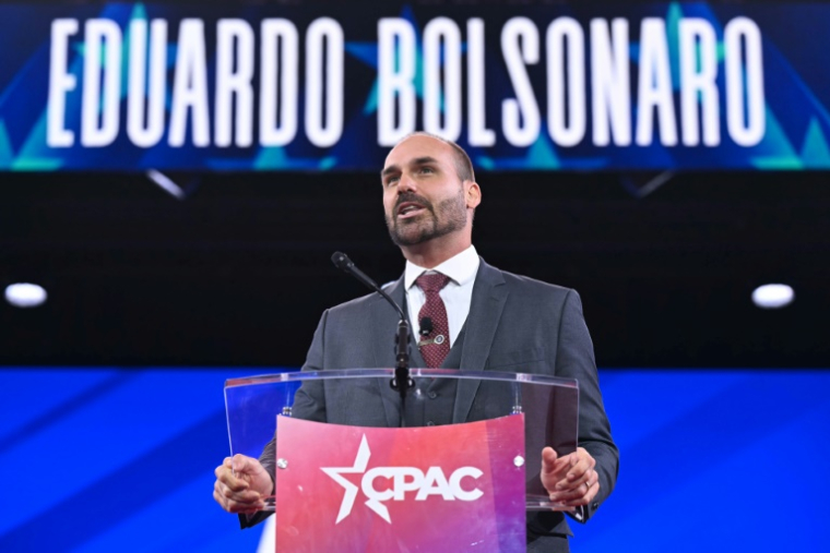 Eduardo Bolsonaro, à Oxon Hill (Maryland), aux Etats-Unis, le 20 février 2025 ( AFP / SAUL LOEB )