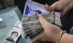 En 2021, le Venezuela présentait une dette représentant 240,5% de son PIB (illustration) ( AFP / JUAN BARRETO )