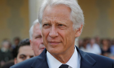 L'ancien Premier ministre français Dominique de Villepin à l'Hôtel des Invalides à Paris