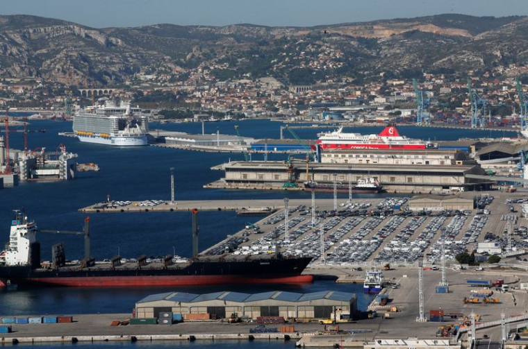 Vue générale du port de Marseille
