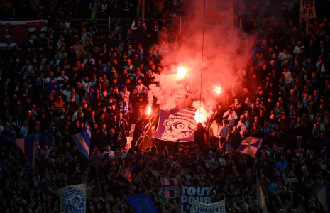 Des jets de fumigènes en direction des joueurs marseillais après OM-TFC