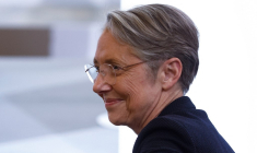 Elisabeth Borne à Paris, le 26 avril 2023. ( POOL / YOAN VALAT )