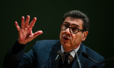 Philippe Aghion, au Collège de France, le 14 octobre 2025 ( AFP / DIMITAR DILKOFF )