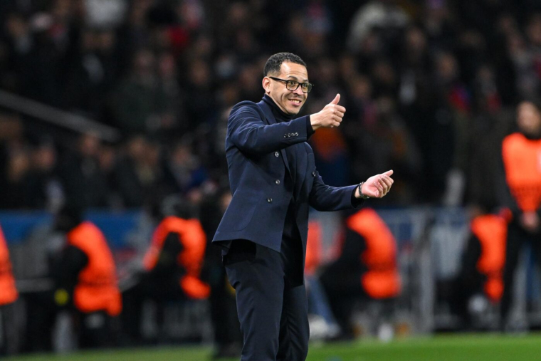 Trois buts à remonter ? Liam Rosenior n'a même pas peur !