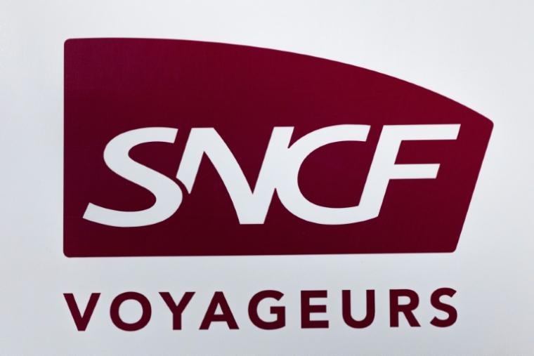 Côté direction, la SNCF fait valoir qu'elle mène un "dialogue social constructif et très nourri depuis plusieurs mois" ( AFP / JOEL SAGET )