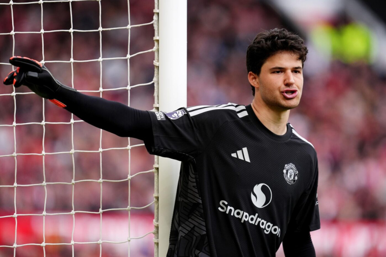 La recrue de l'année en Premier League joue à Manchester United