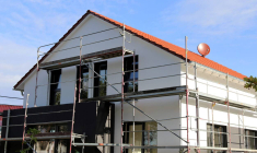 Comment les nouvelles technologies transforment-elles le secteur immobilier ? / iStock.com - metamorworks