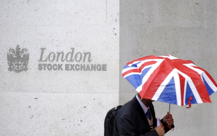 LSEG LANCE UN NOUVEAU RACHAT D'ACTIONS, L'INTÉGRATION DE REFINITIV EN BONNE VOIE