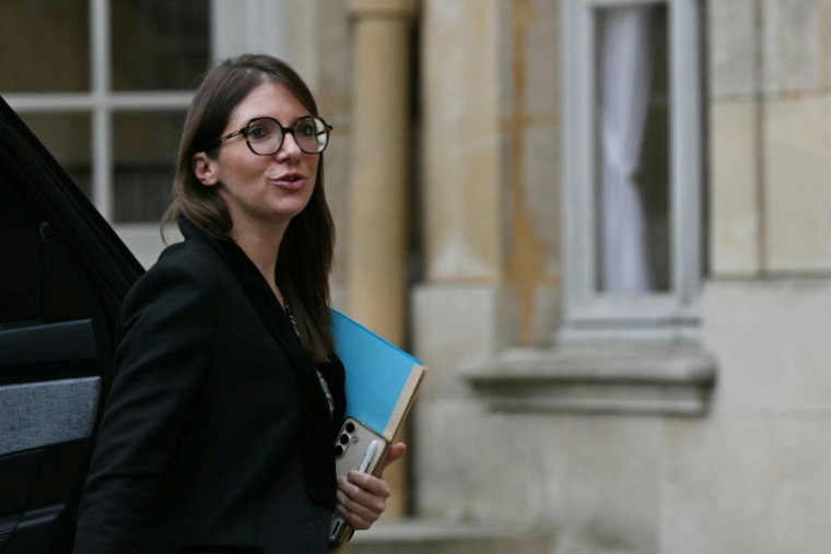 La ministre déléguée chargée de la Lutte contre les discriminations, Aurore Bergé, à l'hôtel Matignon, le 1er avril 2026 à Paris ( AFP / Anna KURTH )