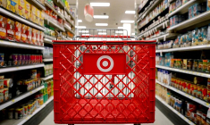 Un caddie dans un magasin Target à New York