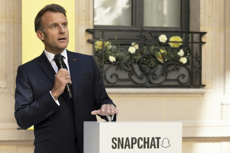 Le président Emmanuel Macron à Paris, le 19 mai 2025 ( AFP / JOEL SAGET )
