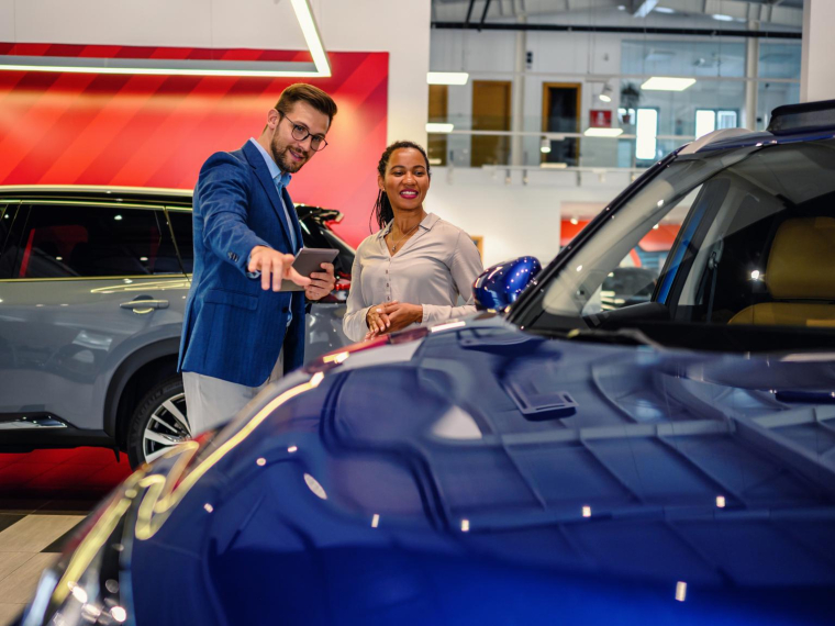Les citadines au design léché et les SUV compacts connaissent un grand succès auprès des conducteurs. ( crédit photo : Getty Images )
