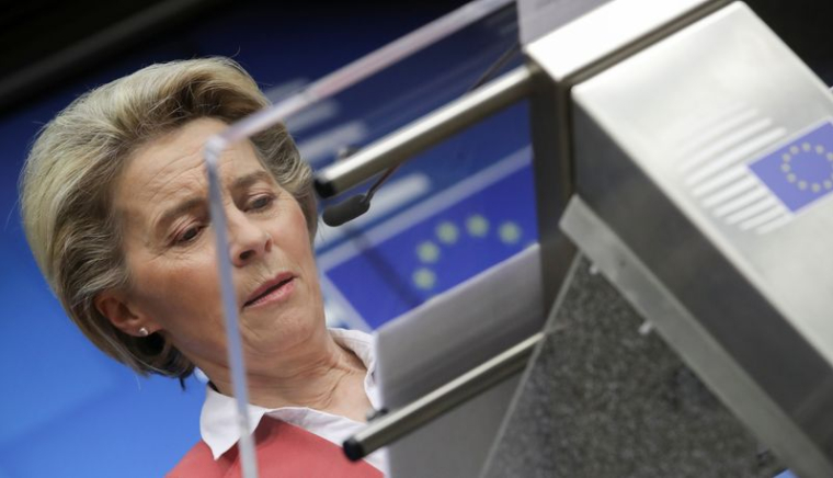 L'UE SUR LA BONNE VOIE DANS SON OBJECTIF DE VACCINATION, DIT VON DER LEYEN