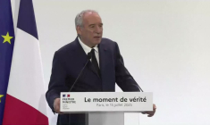 Budget: "Chaque seconde, la dette de la France augmente de 5.000 euros", relève Bayrou