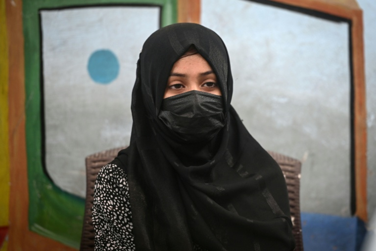 Amina, aide ménagère, lors d'une interveiw avec l'AFP à Karachi, le 31 juillet 2025 au Pakistan ( AFP / Rizwan TABASSUM )