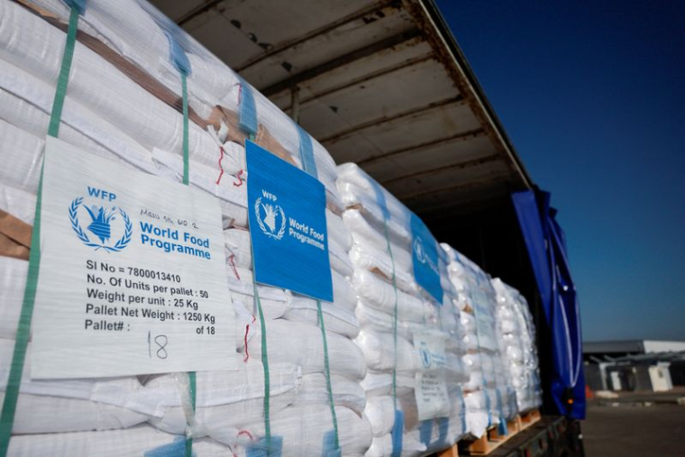 Des fournitures du Programme alimentaire mondial à la frontière entre Israël et Gaza