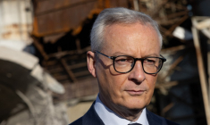 Bruno Le Maire à Montceau-les-Mines, le 8 novembre 2023. ( AFP / ARNAUD FINISTRE )