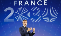 Emmanuel Macron à Paris, le 12 octobre 2021. ( POOL / LUDOVIC MARIN )