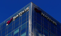 Le logo de la banque française Natixis est visible sur l'un de ses bâtiments à Paris