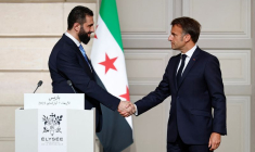 Macron favorable, sous conditions, à une levée des sanctions visant la Syrie