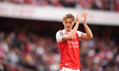 Arsenal se paye les Magpies