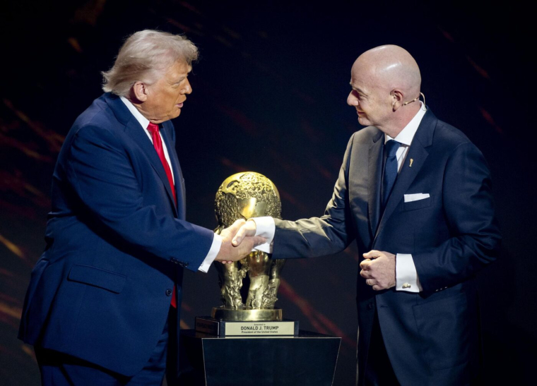 Trump et Infantino : dans le monde à eux