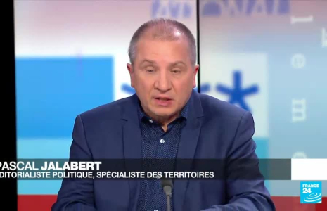 Législatives : les partis tentent de nouer des alliances