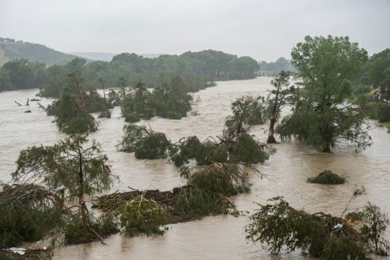 La crue du fleuve Guadalupe après des pluies diluviennes à Kerrville, dans le comté de Kerr au Texas (sud des Etats-Unis) le 4 juillet 2025 ( GETTY IMAGES NORTH AMERICA / Eric Vryn )