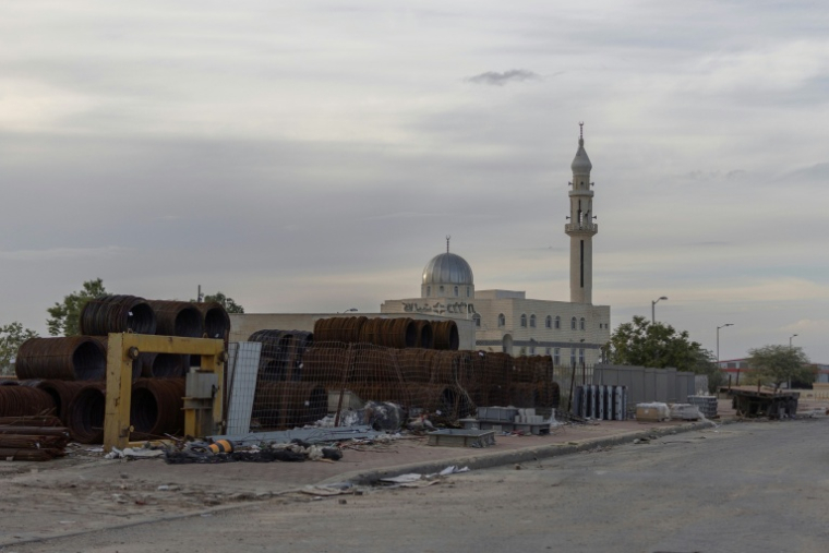 La mosquée de Tarabine al-Sana, localité bédouine du désert du Néguev dans le sud d'Israël, théâtre d'une longue opération de police, le 1er janvier 2026 ( AFP / ILIA YEFIMOVICH )