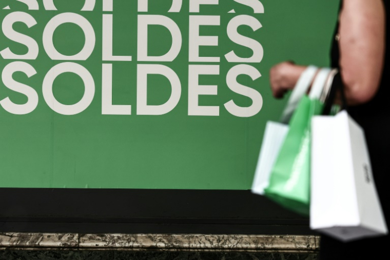 Premier jour des soldes d'été à Paris, le 25 juin 2025 ( AFP / Thibaud MORITZ )