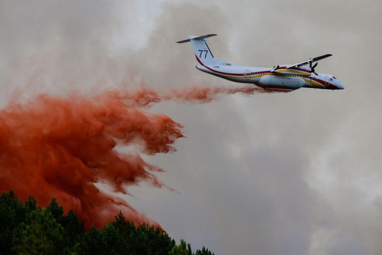 L'UE VA ACHETER DES AVIONS DE LUTTE CONTRE LES INCENDIES ALORS QUE LES CRISES CLIMATIQUES S'INTENSIFIENT