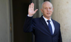 LE PRÉSIDENT TUNISIEN A DIT À MACRON QU'UN DIALOGUE NATIONAL S'OUVRIRAIT BIENTÔT