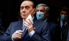 HOSPITALISÉ, BERLUSCONI DÉCLINE UNE AUDIENCE JUDICIAIRE
