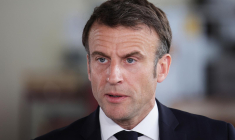 Emmanuel Macron, le 4 mai 2023, à Paris ( POOL / THIBAUD MORITZ )