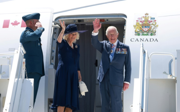 Le roi Charles III et la reine Camilla quittent le Canada, le 27 mai 2025 à Ottawa ( POOL / Ian Vogler )