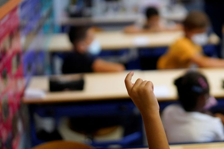 CORONAVIRUS: NOUVEAU PROTOCOLE À L'ÉCOLE PRIMAIRE EN FRANCE