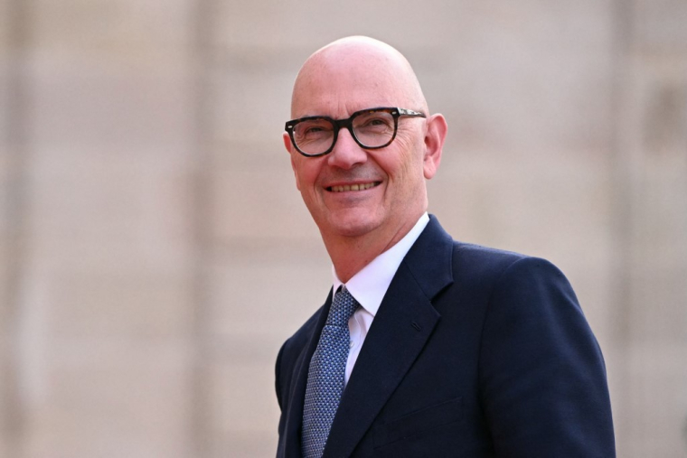 Roland Lescure à Paris, le 24 août 2026. ( AFP / LOU BENOIST )