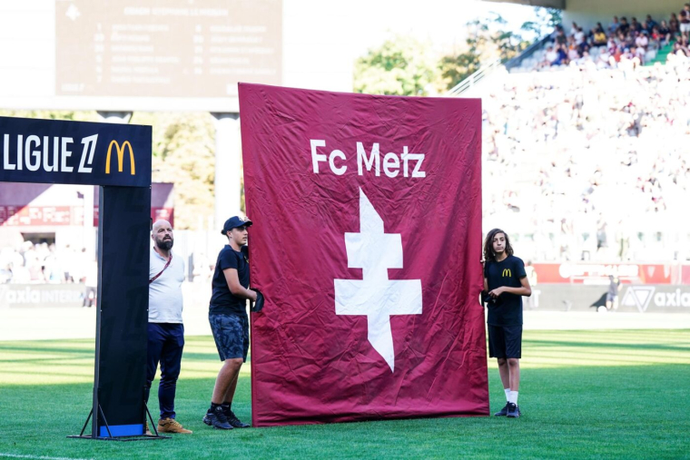 Metz-OL : un chien policier est mort lors des affrontements entre supporters