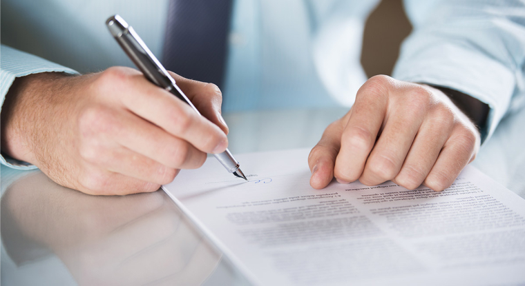 Le constituant n'a plus aucun droits sur les biens transmis. (© Fotolia)