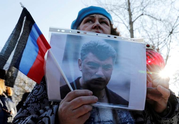 RUSSIE: COMMÉMORATION POUR L'ANNIVERSAIRE DE LA MORT DE L'OPPOSANT NEMTSOV