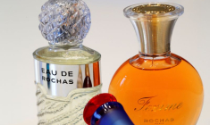 Des flacons de parfums de Rochas du parfumeur Interparfums