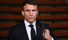 Le président français Macron rencontre le premier ministre néerlandais Rutte à La Haye