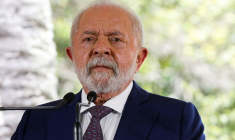 Le président brésilien Luiz Inacio Lula da Silva lors d'une conférence de presse, à Montevideo, Uruguay