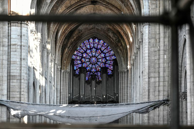 FRANCE: DÉBUT DE LA DÉPOSE DU GRAND ORGUE DE NOTRE-DAME DE PARIS