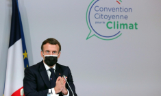 Le président Emmanuel Macron devant les membres de la Convention citoyenne pour le climat, Paris, le 14 décembre 2020 ( POOL / Thibault Camus )