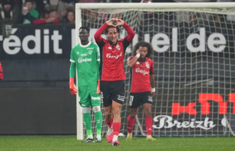 Guingamp brusque Saint-Étienne