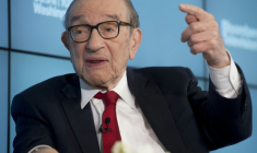 Alan Greenspan, ex-président de la Réserve fédérale américaine (Fed) de 1987 à 2006, à Washington le 27 juin 2016. ( AFP / SAUL LOEB )