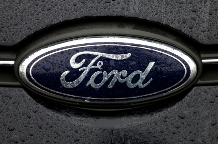 FORD RAPPELLE 2,4 MILLIONS DE VÉHICULES