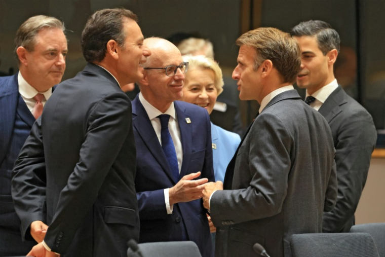 ( ( AFP / Ludovic MARIN )