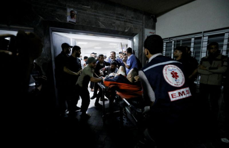 L'hôpital Shifa, où des Palestiniens sont soignés après l'explosion à l'hôpital Al-Ahli, Gaza